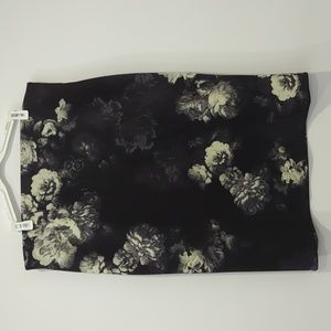 Roz & Ali Ladies Floral Skirt BNWOT